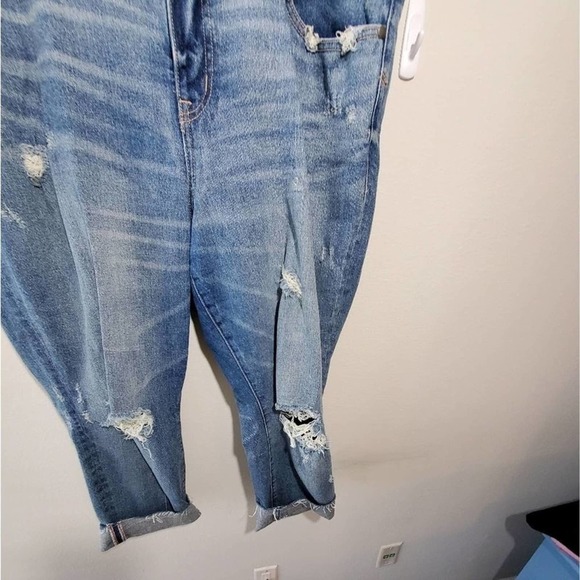 TORRID high rise straight distressed jeans plus - Picture 2 of 10